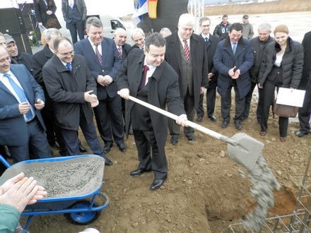Premijer Dačić polaže kamen temeljac za 